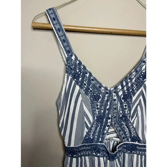 American Eagle Blue and White Striped Romper - Picture 5 of 9